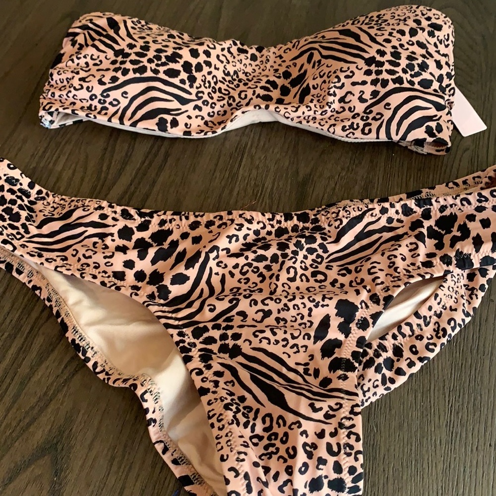 NWT Victoria’s Secret swimsuit
